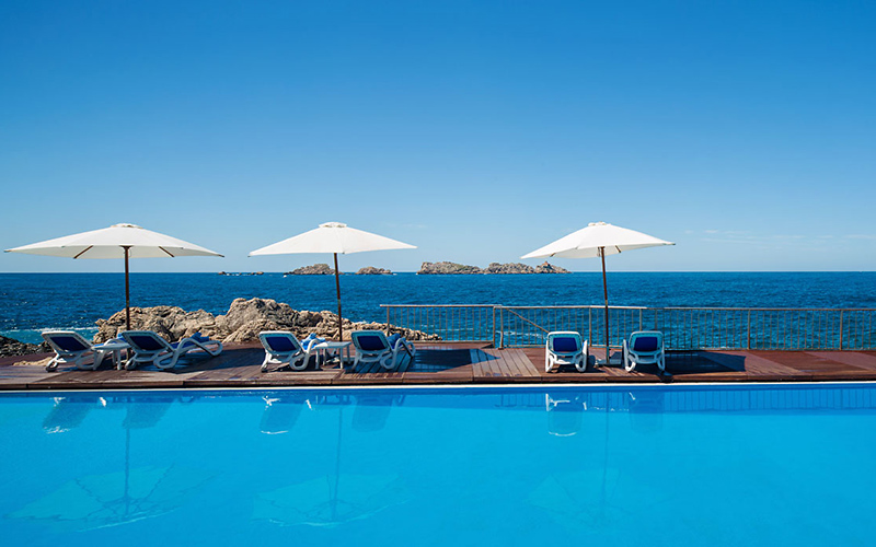 Hotel Neptun Dubrovnik pool, image copyright Importanne Resorts